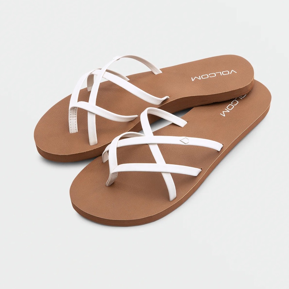 Women’s Volcom Sandals Size 6; Like new, Worn Once